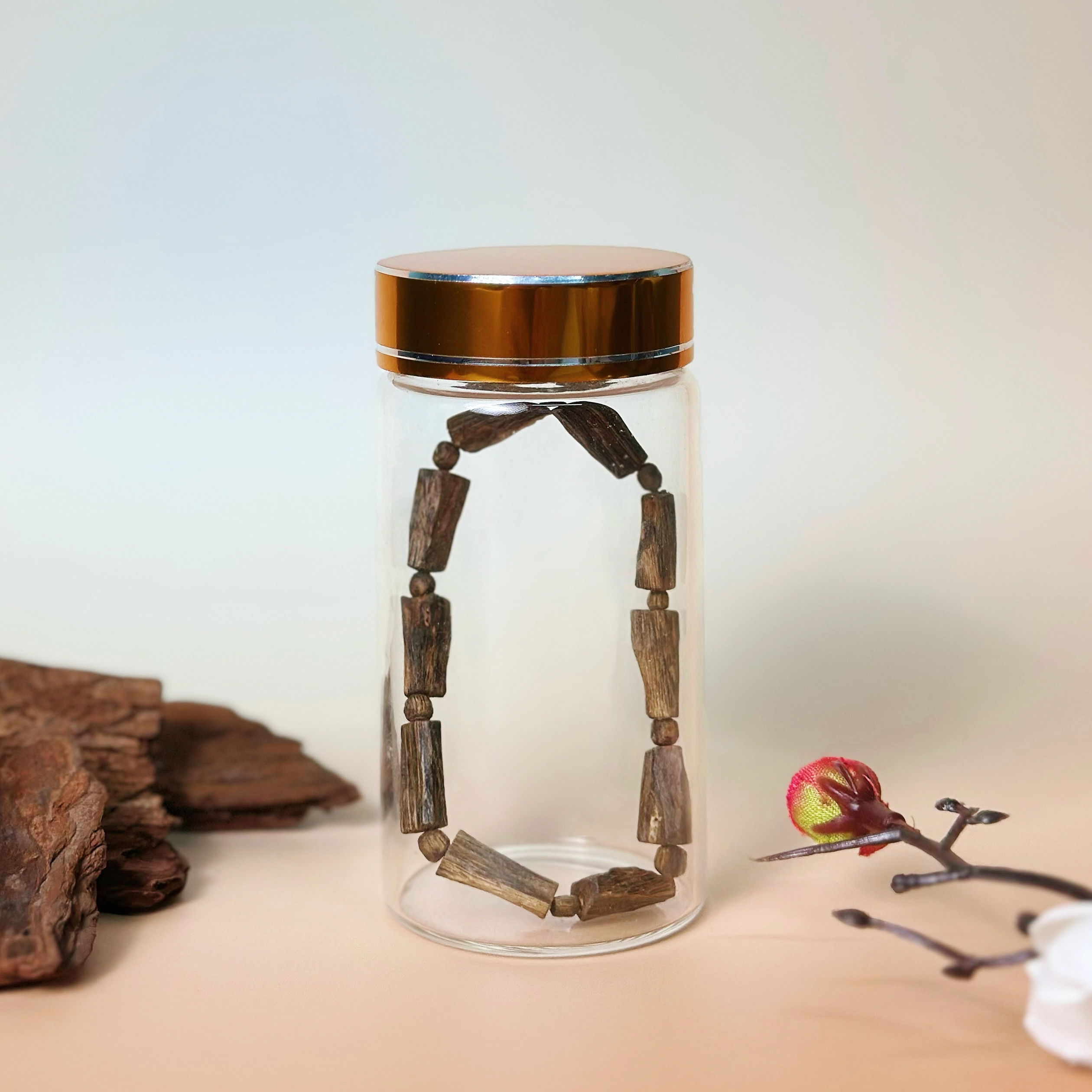 Vòng Tay Trầm Hương Kỳ Hải Nam – Phiến Trầm Thủ Công Nghệ Nhân