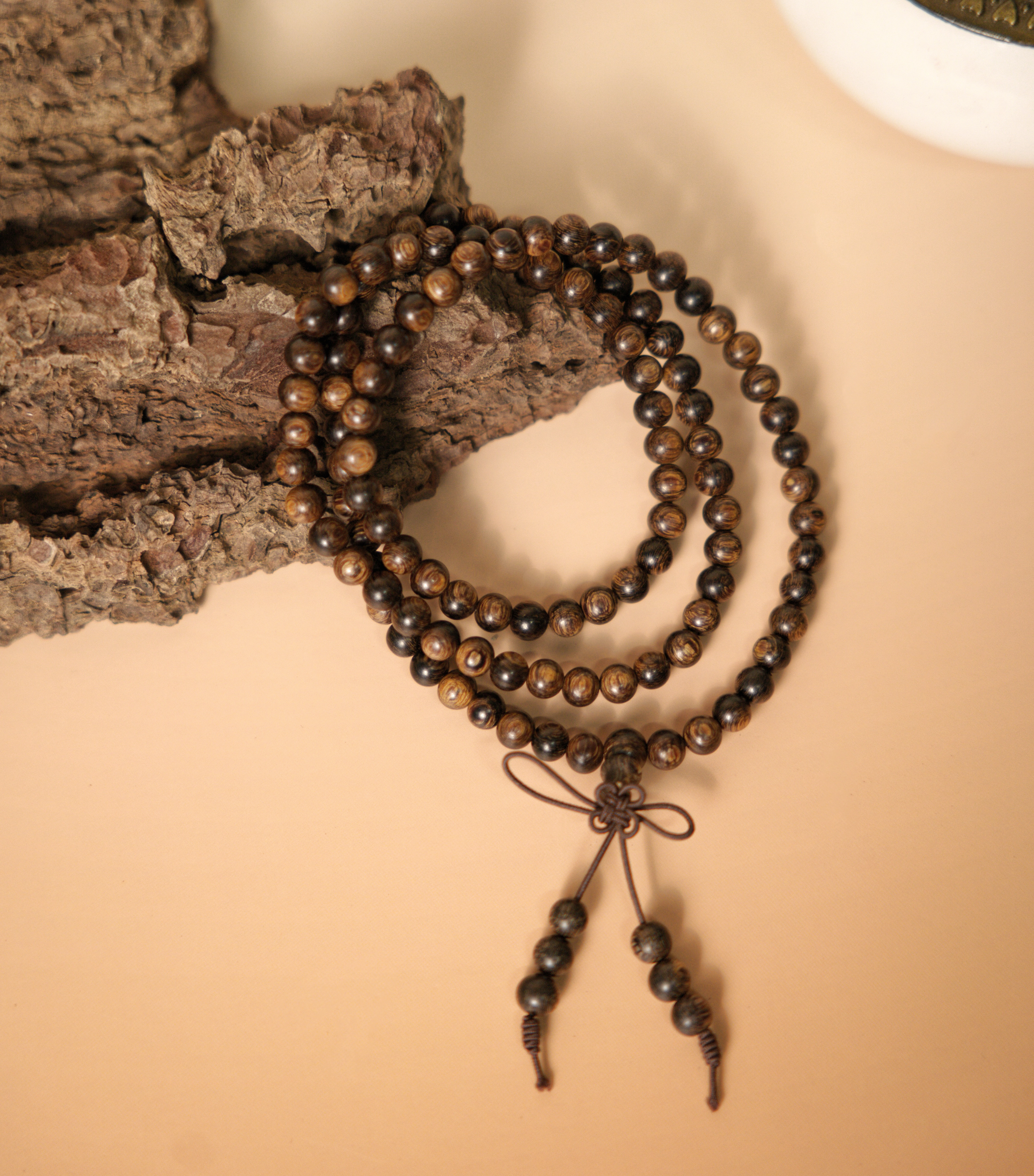 Vòng Tay 108 hạt Trầm Hương Sánh Chìm Tự nhiên Cao cấp